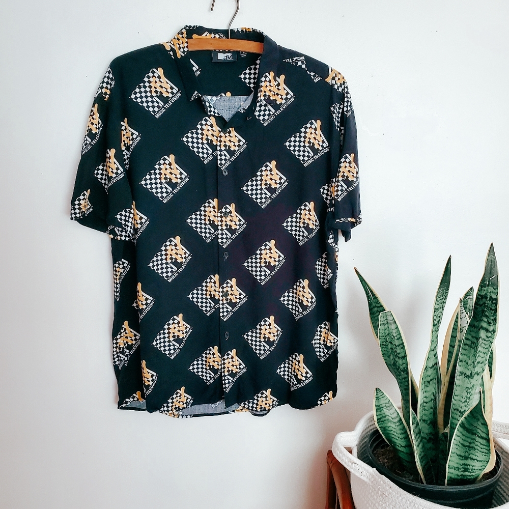 Vintage MTV Button-up shirt